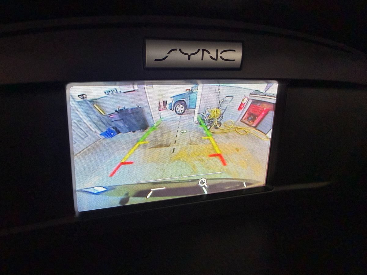 Used 2018 Ford C-MAX SE FWD image 18