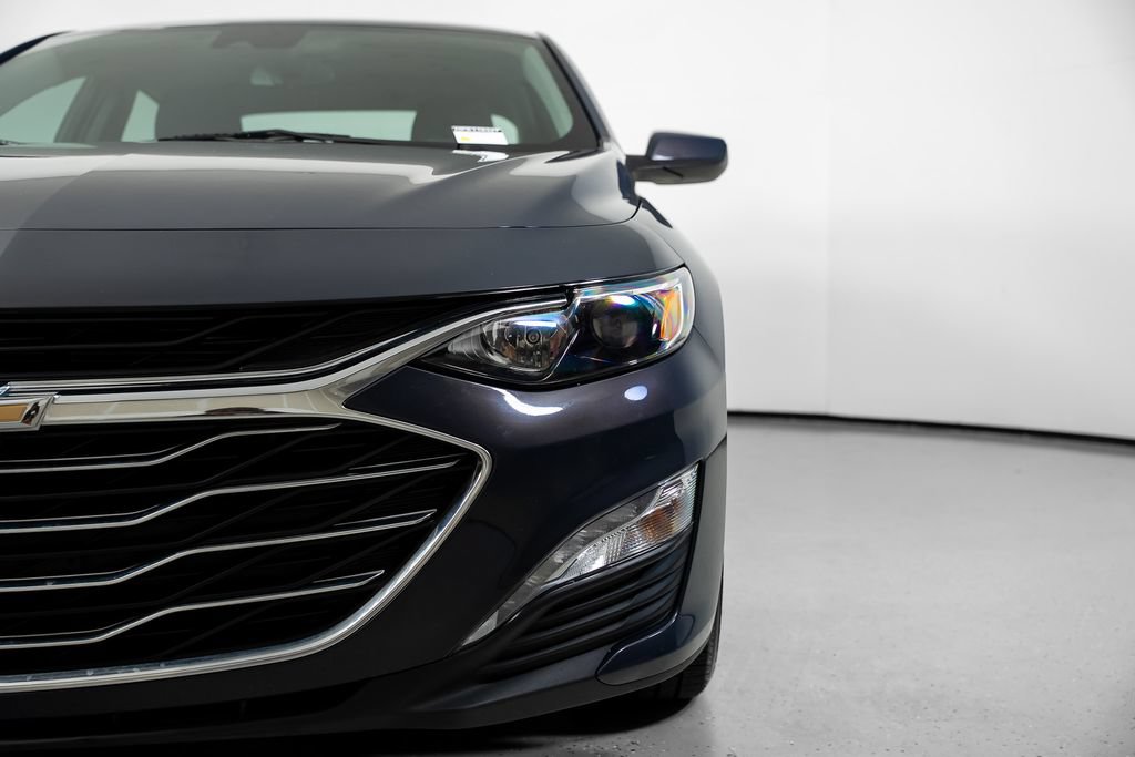 Used 2025 Chevrolet Malibu LT FWD image 19