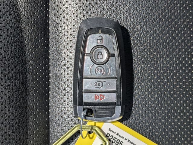 Used 2020 Ford Escape SEL AWD/4WD image 29