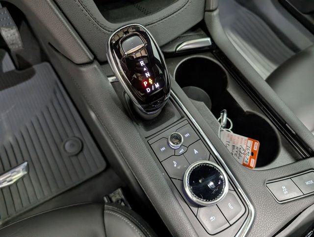 Used 2024 Cadillac XT6 Premium Luxury w/ Technology Package image 27