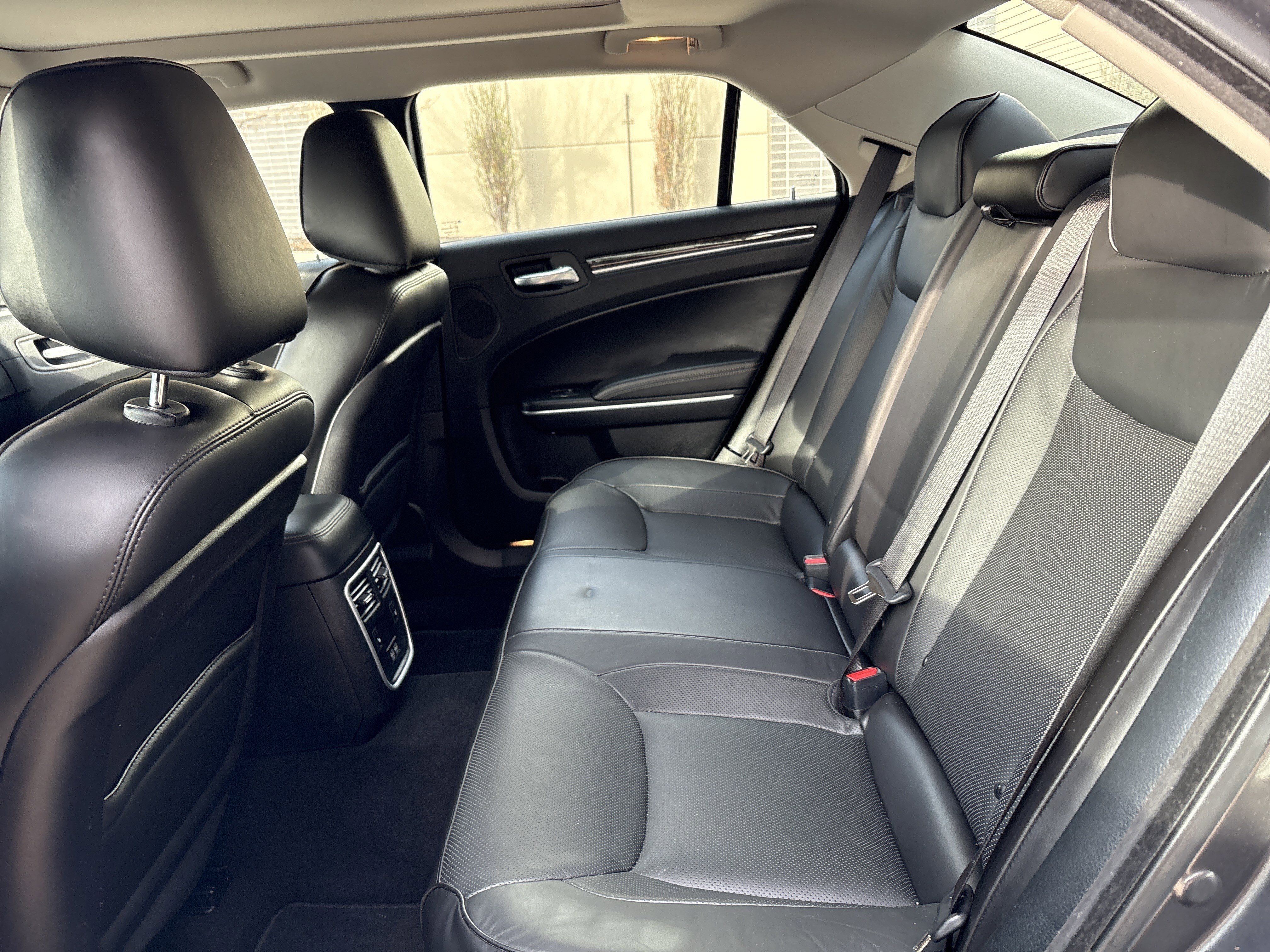 Used 2023 Chrysler 300 Touring L w/ Popular Equipment Group image 31