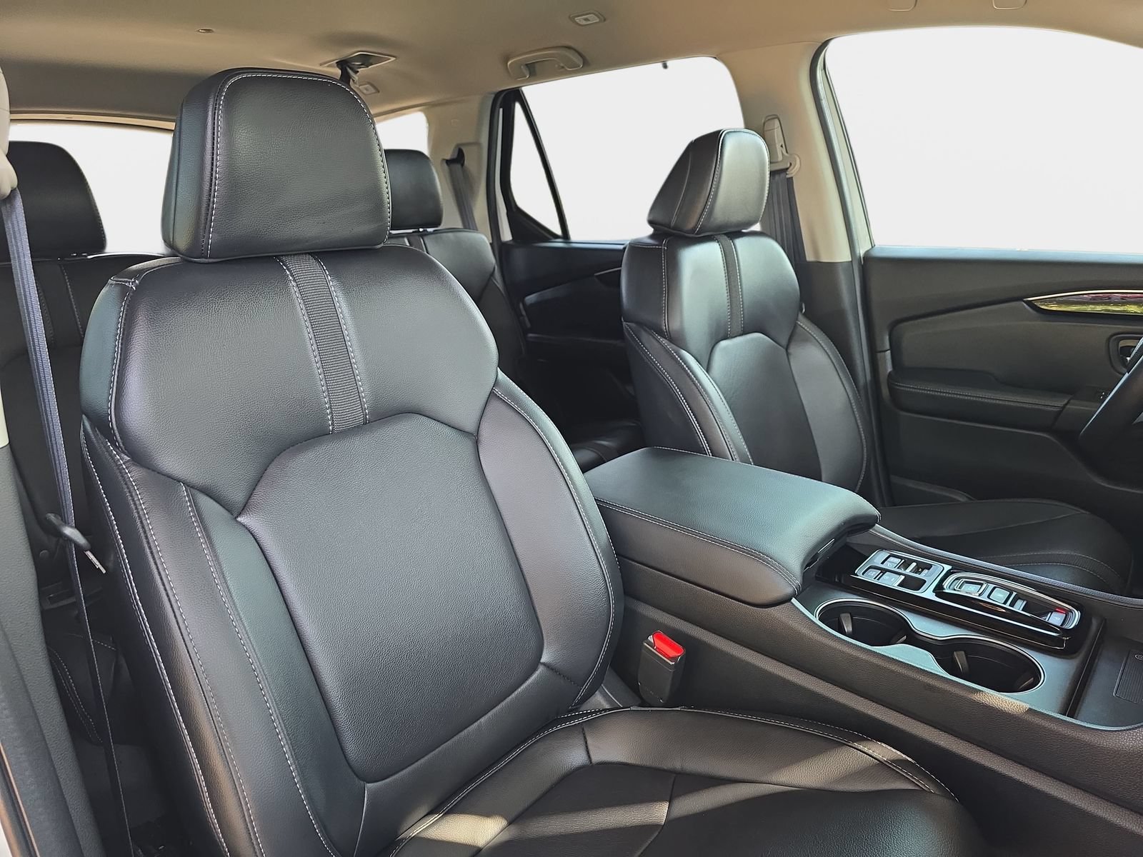 Certified 2025 Honda Pilot EX-L image 10