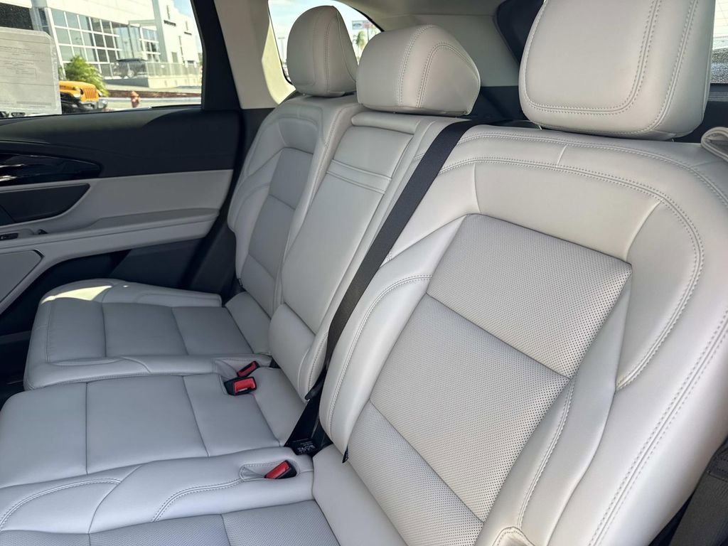 New 2026 Lincoln Nautilus Premier w/ Equipment Group 102A image 14