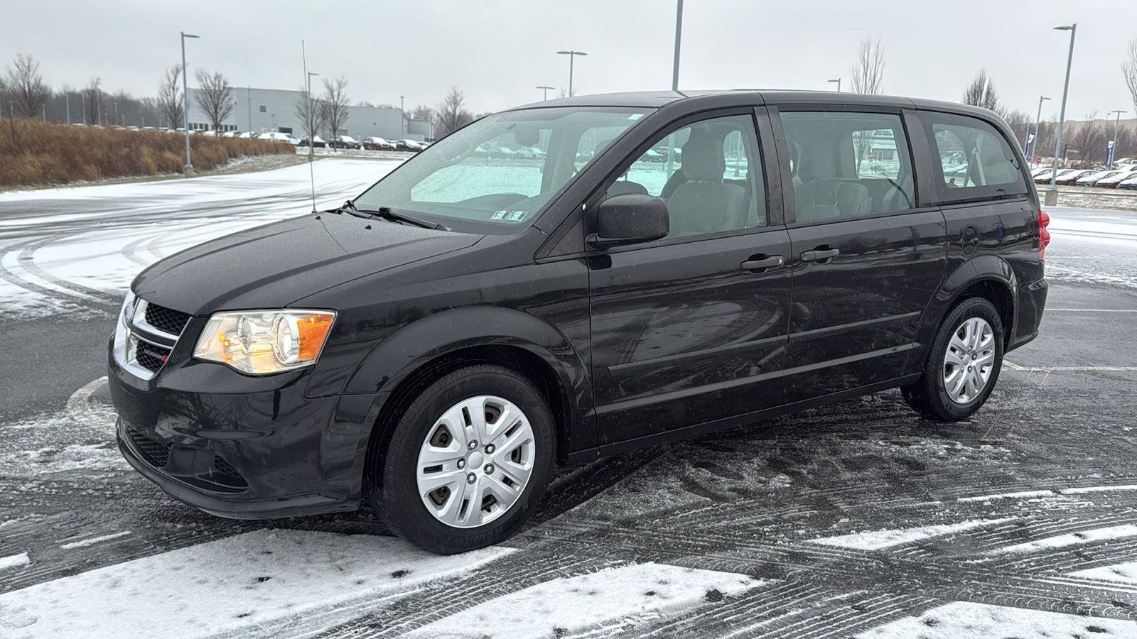Used 2015 Dodge Grand Caravan American Value Package w/ UConnect Hands-Free Group image 14