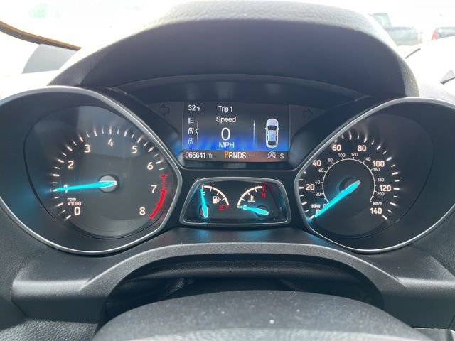 Used 2019 Ford Escape SE image 36