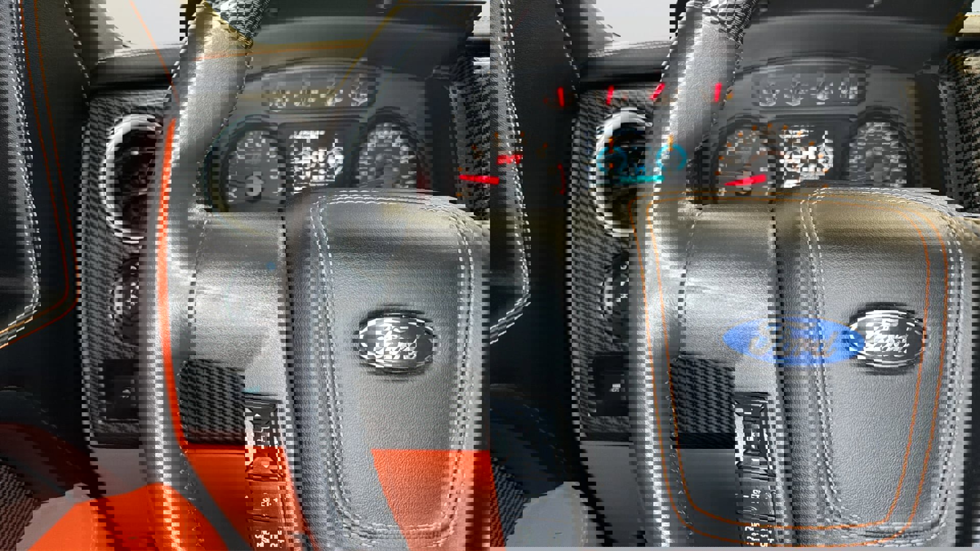 Used 2014 Ford F150 Raptor w/ Equipment Group 801A Luxury image 27