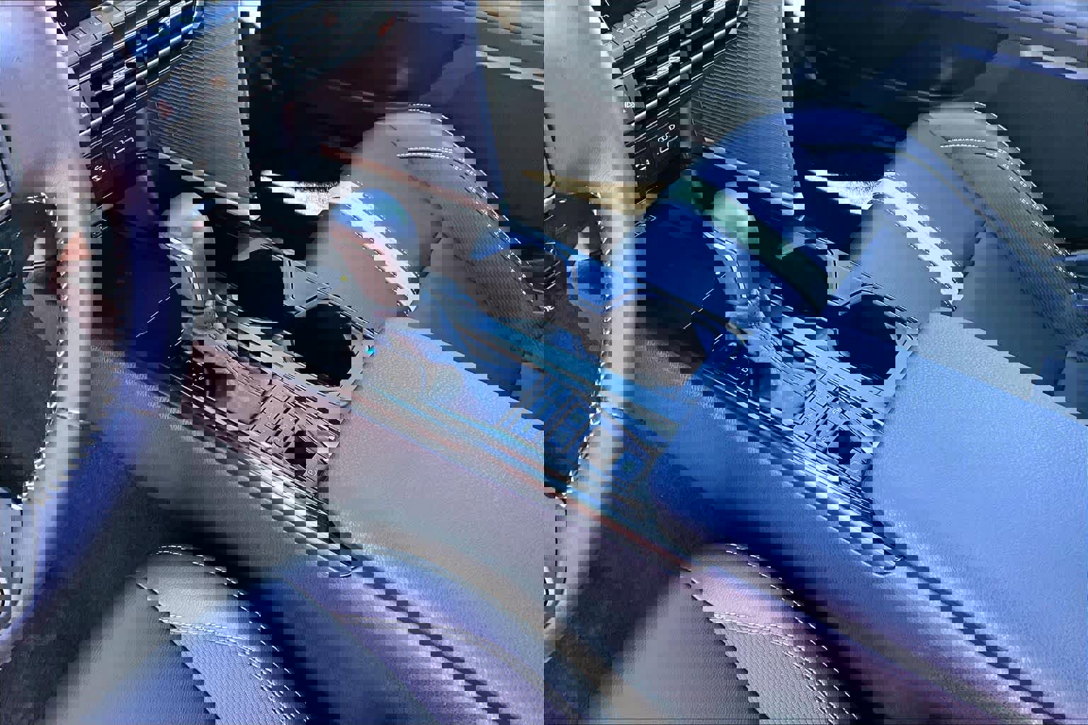 Used 2025 Toyota Camry SE image 15