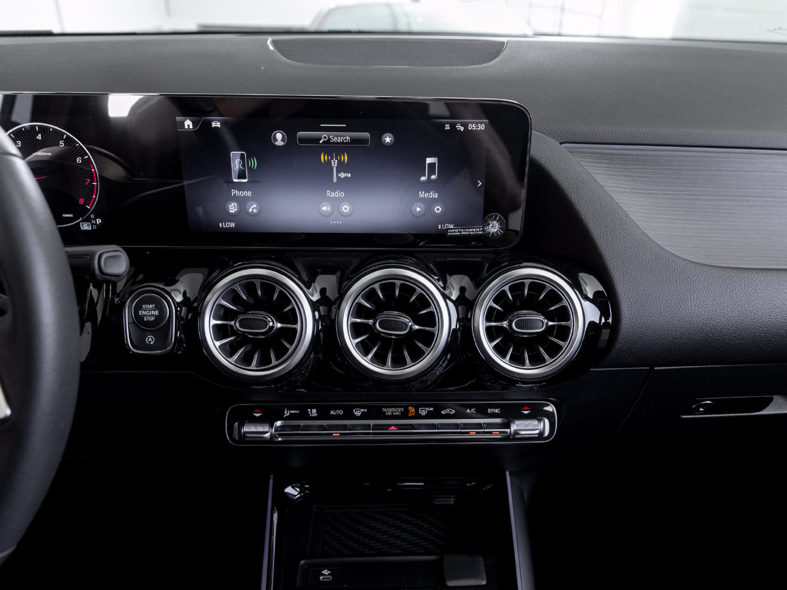 Certified 2026 Mercedes-Benz GLA 250 4MATIC image 18