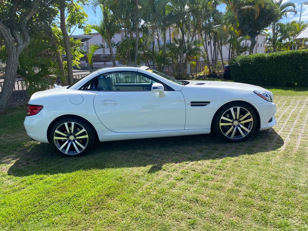 Used 2017 Mercedes-Benz SLC 300 image 8