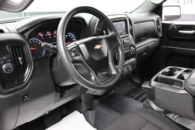 Used 2025 Chevrolet Silverado 1500 W/T RWD image 14