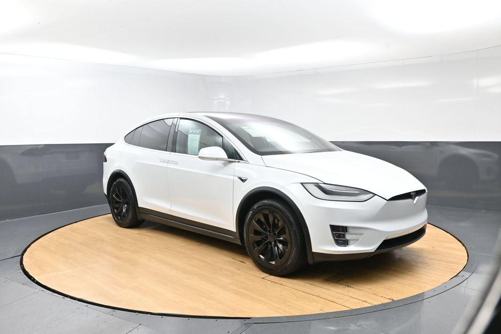 Used 2021 Tesla Model X Long Range AWD/4WD image 7