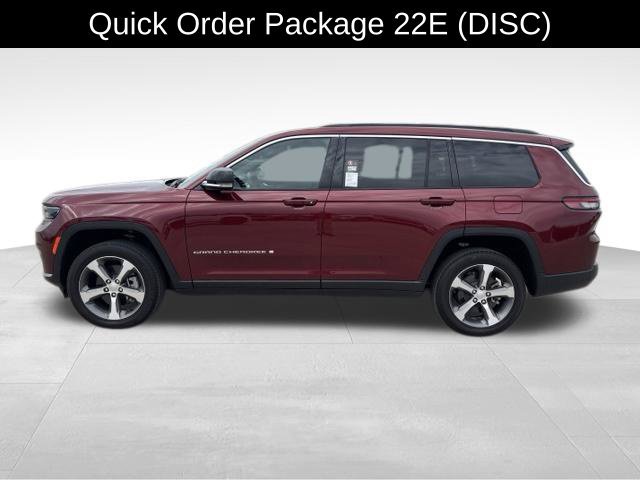 Used 2024 Jeep Grand Cherokee L Limited AWD/4WD image 2