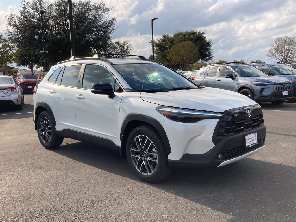 New 2026 Toyota Corolla Cross XLE FWD image 3