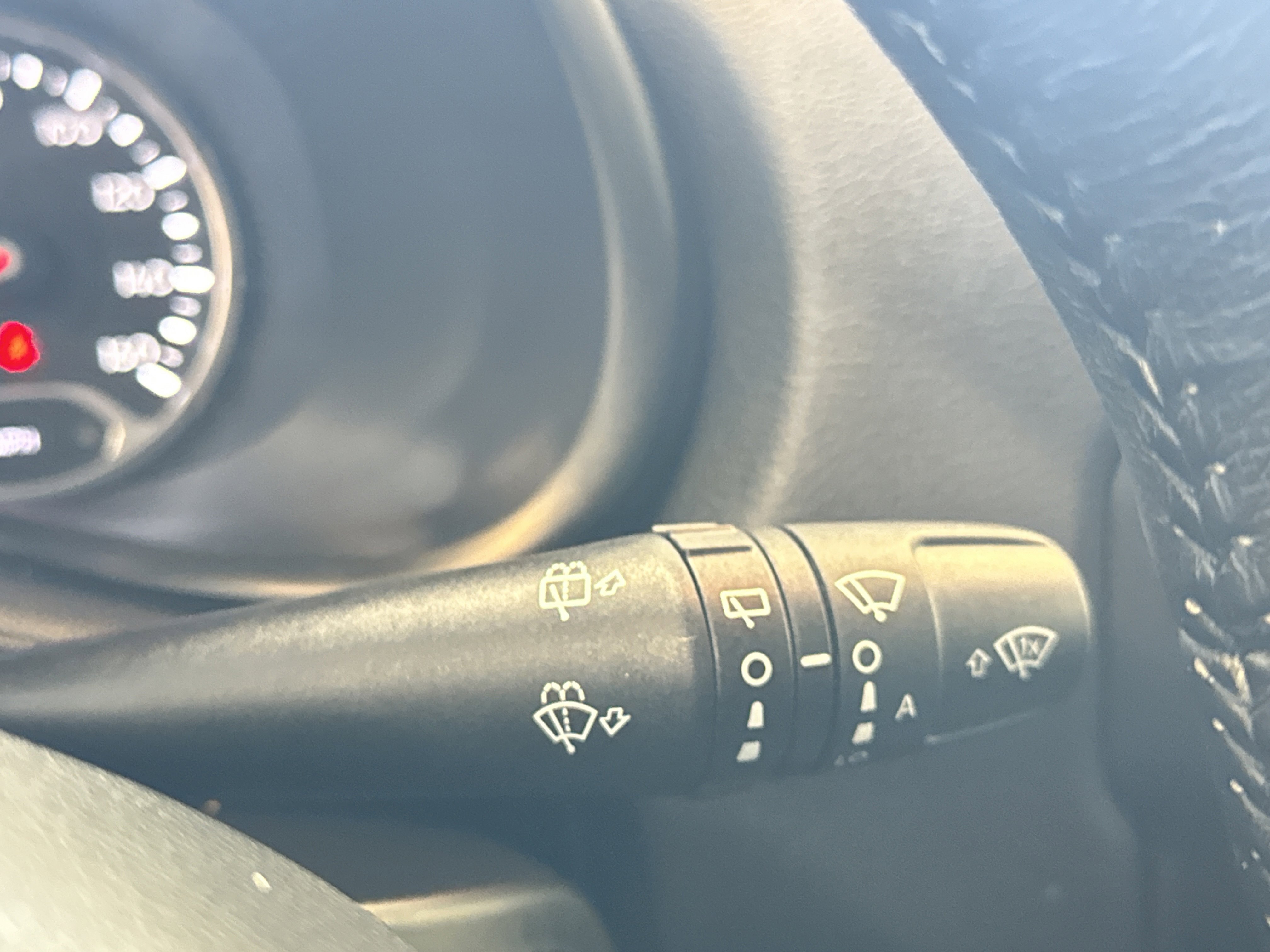 Used 2022 Jeep Renegade Latitude w/ Convenience Group image 34