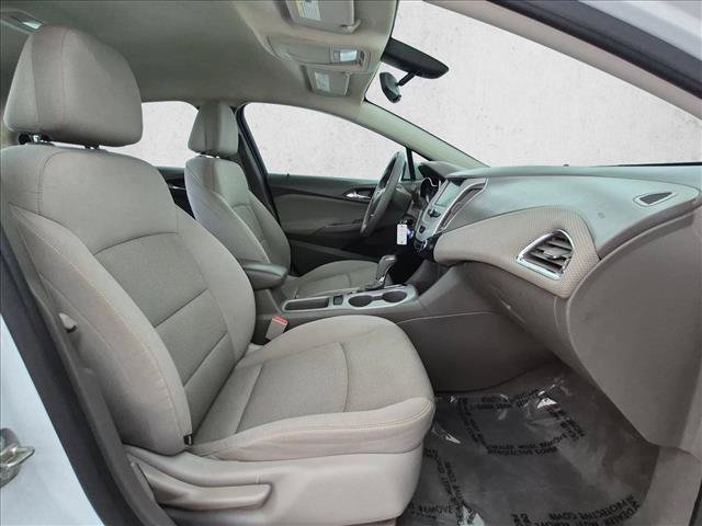 Used 2016 Chevrolet Cruze LS FWD image 23