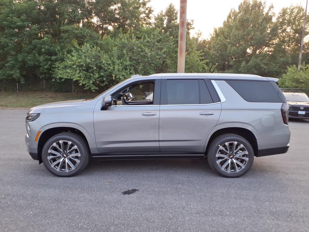 New 2026 Chevrolet Tahoe High Country AWD/4WD image 6