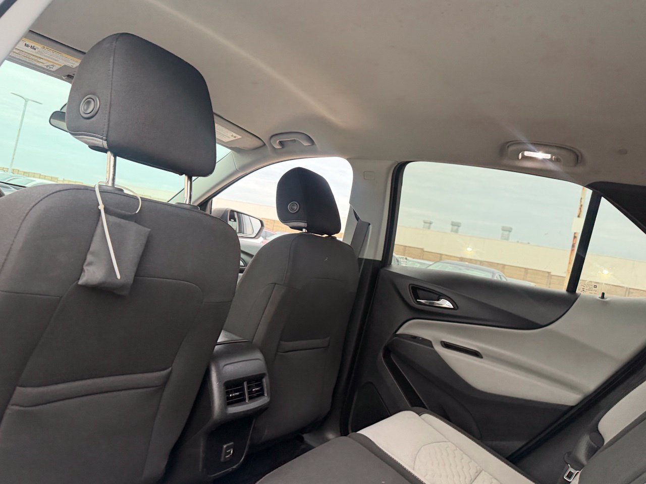 Used 2020 Chevrolet Equinox LS AWD/4WD image 33
