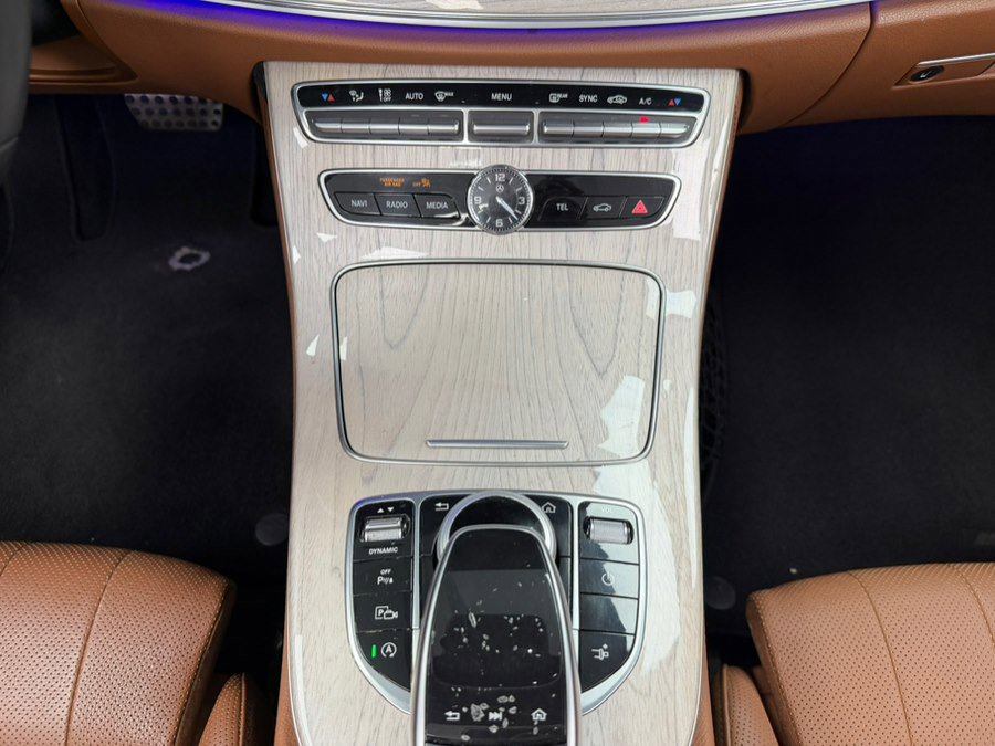Used 2019 Mercedes-Benz E 450 4MATIC Cabriolet image 63