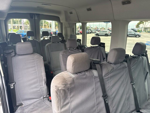 Used 2016 Ford Transit 350 XLT RWD image 5