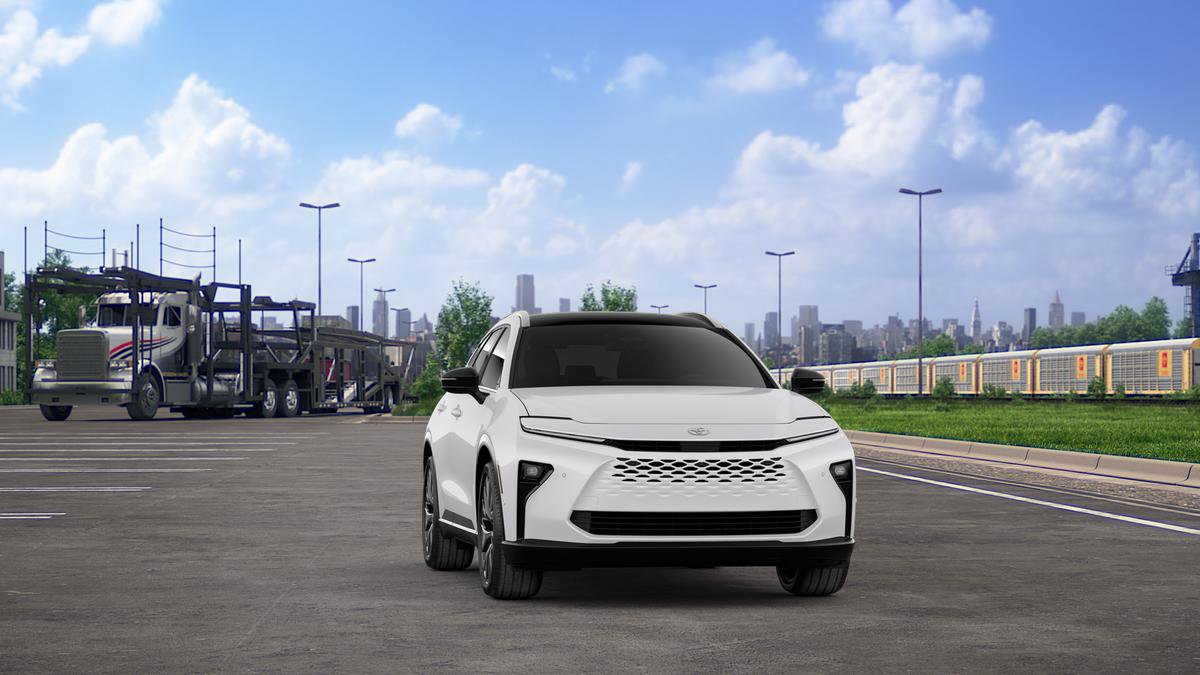 New 2025 Toyota Crown Signia image 18