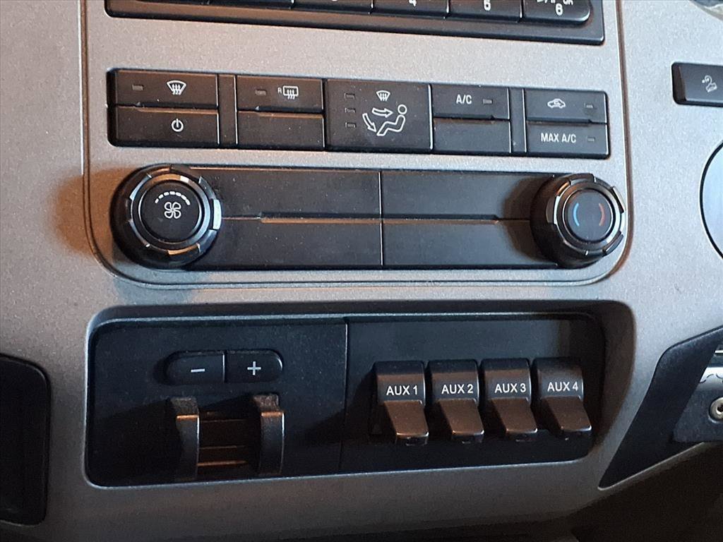 Used 2016 Ford F250 XLT w/ XLT Premium Package image 21