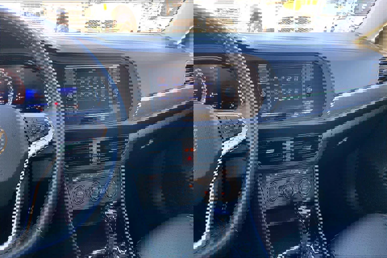 Used 2024 Volkswagen Jetta SE image 7