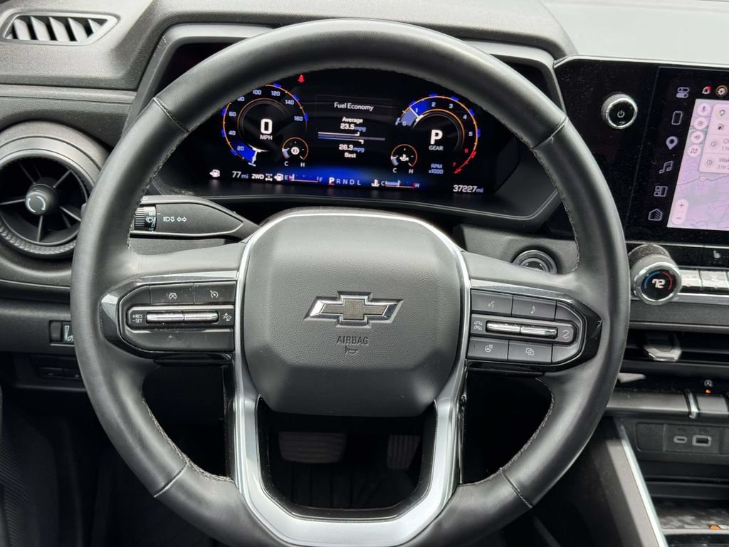 Used 2025 Chevrolet Colorado Trail Boss AWD/4WD image 11