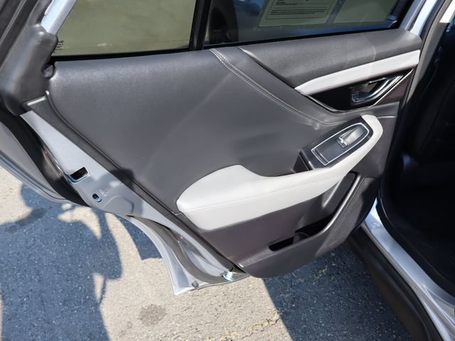 Certified 2025 Subaru Outback Limited AWD/4WD image 33