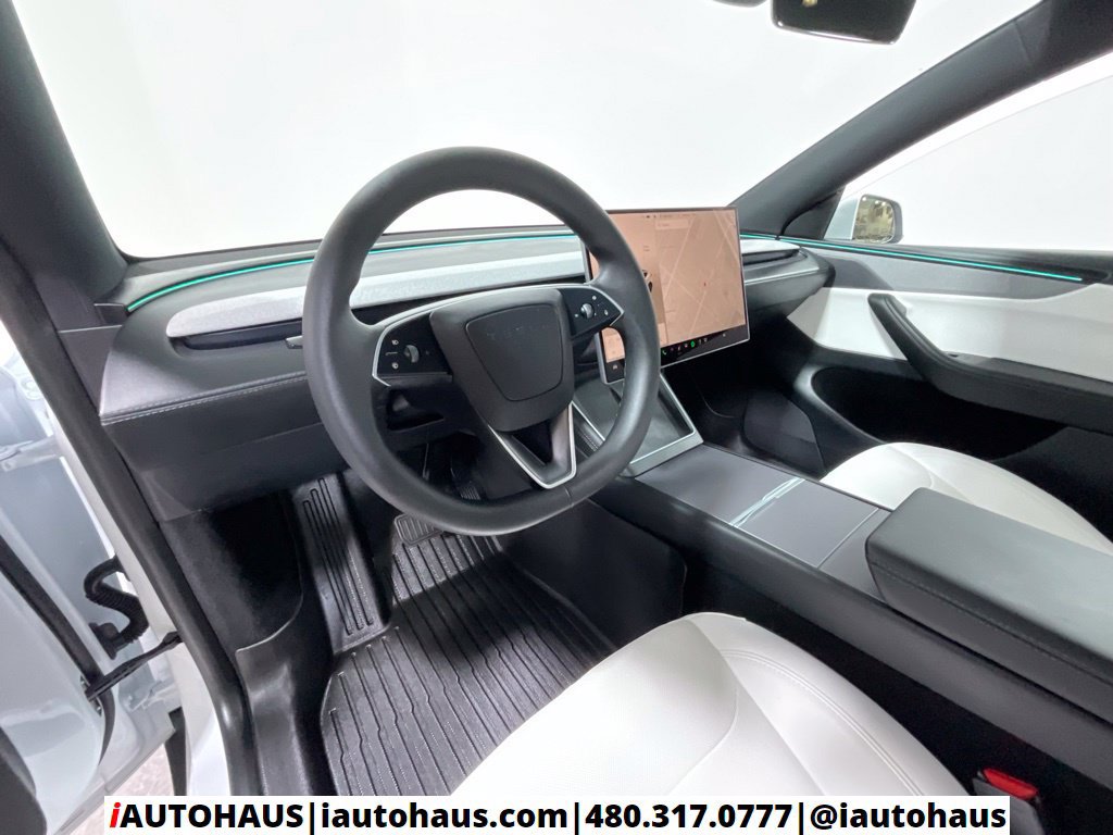 Used 2026 Tesla Model Y AWD image 18
