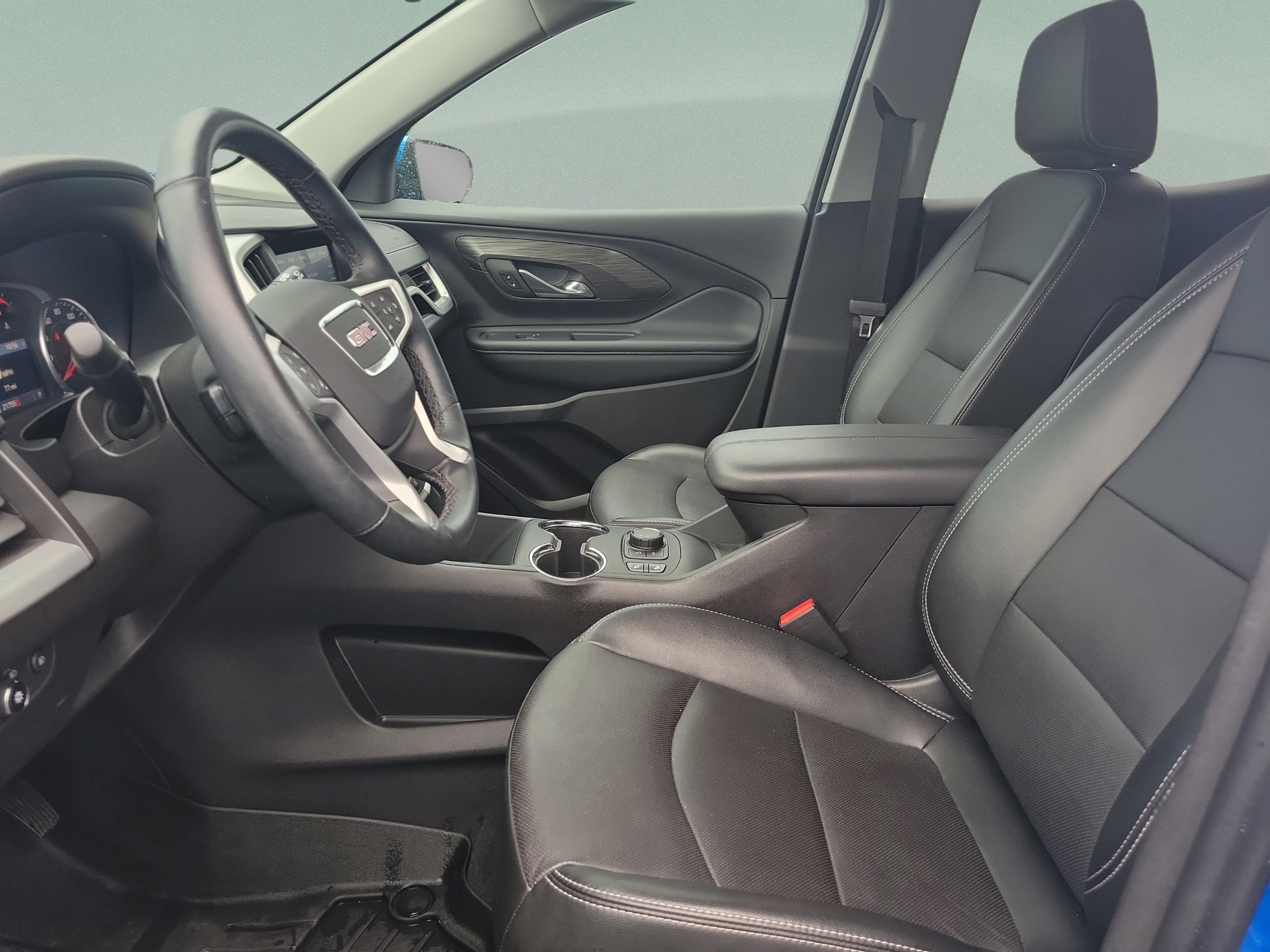 Used 2024 GMC Terrain SLT w/ Infotainment Package II FWD image 15