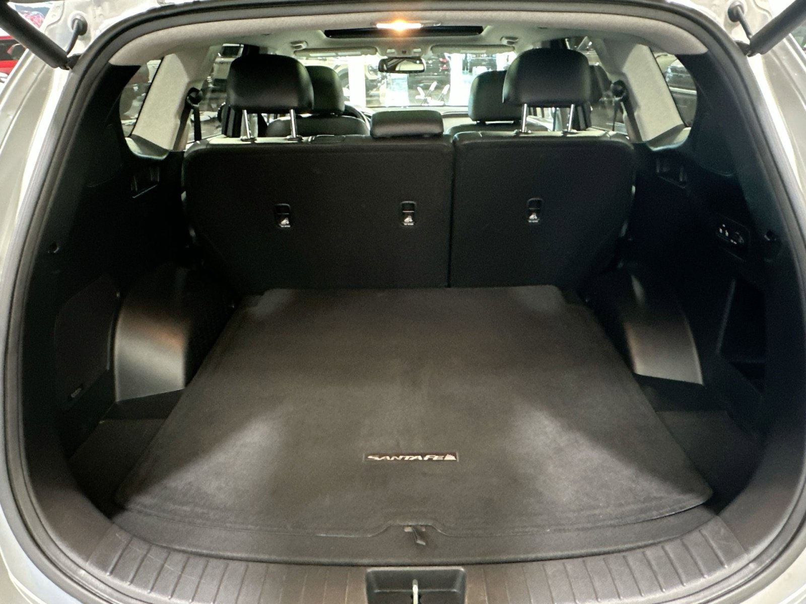 Used 2020 Hyundai Santa Fe SEL image 34