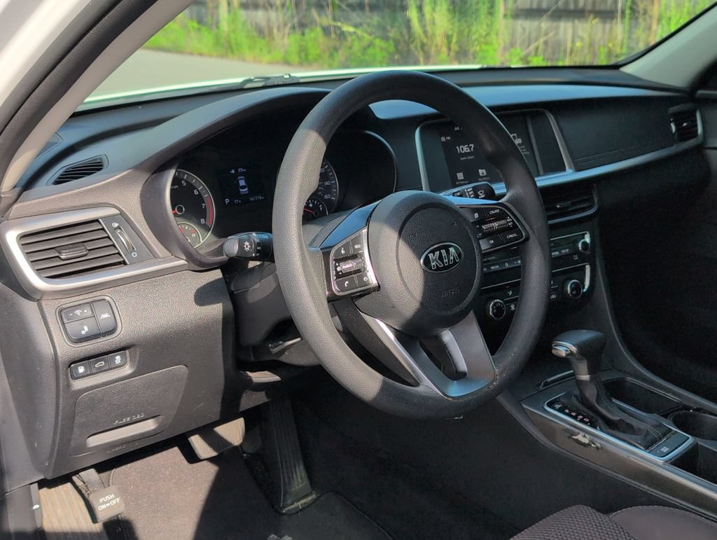 Used 2019 Kia Optima LX FWD image 12