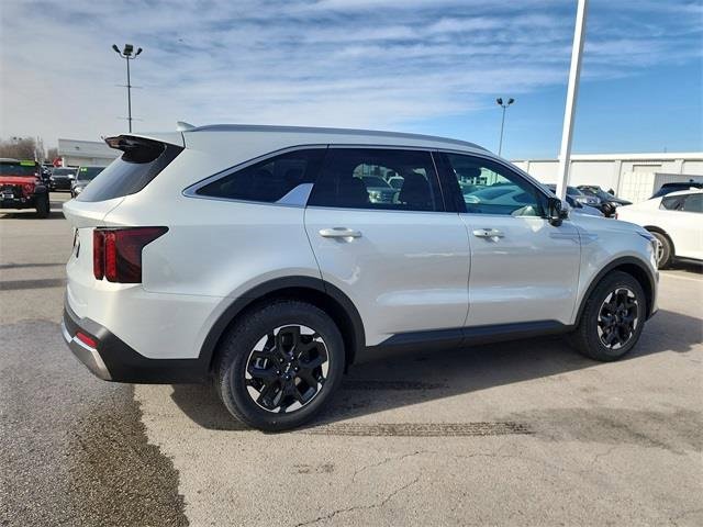 New 2026 Kia Sorento S w/ S Panoramic Sunroof Package image 2