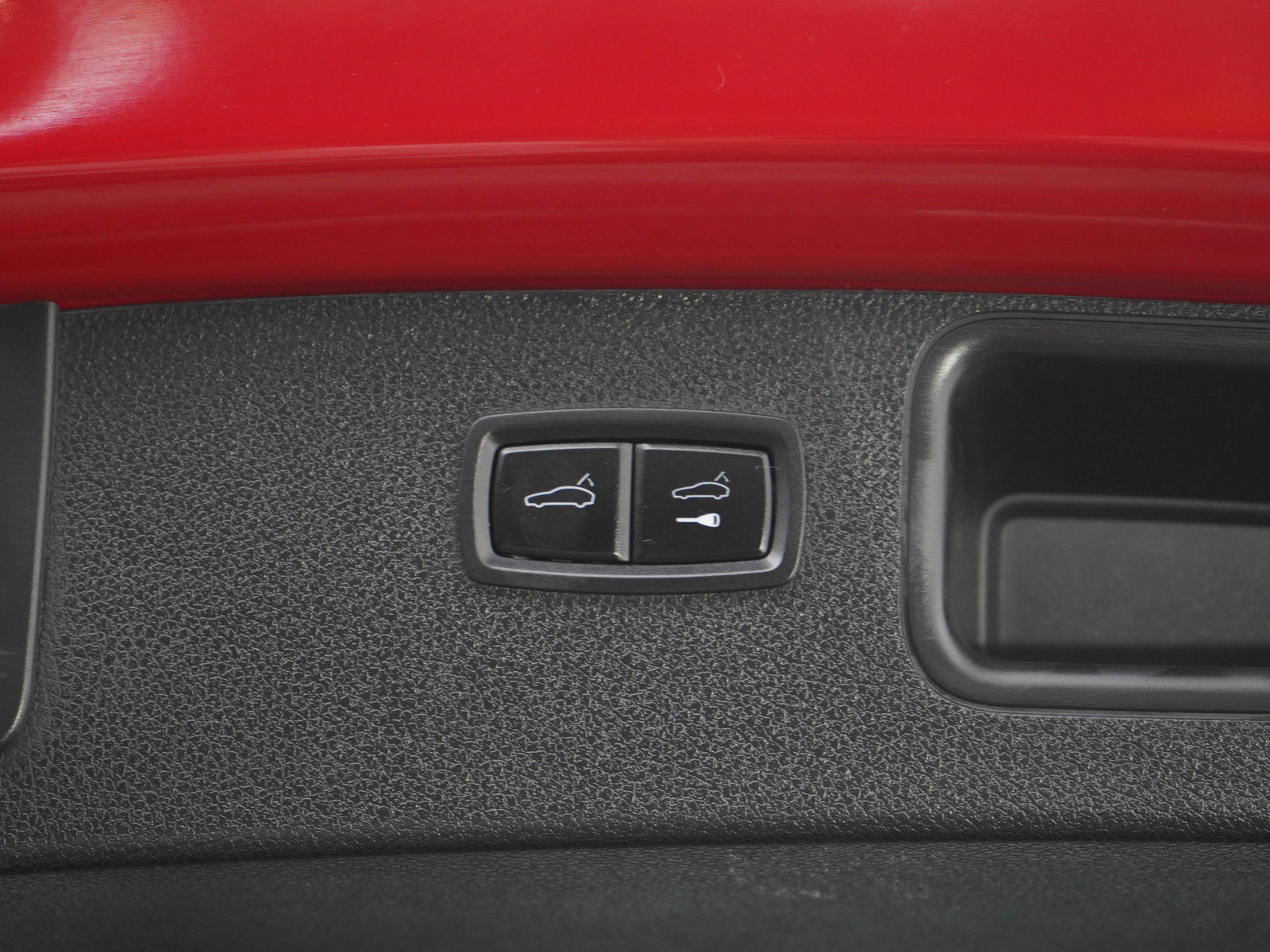 Used 2020 Porsche Macan GTS AWD/4WD image 18