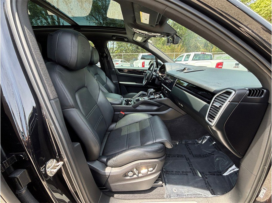 Used 2019 Porsche Cayenne S AWD/4WD image 49