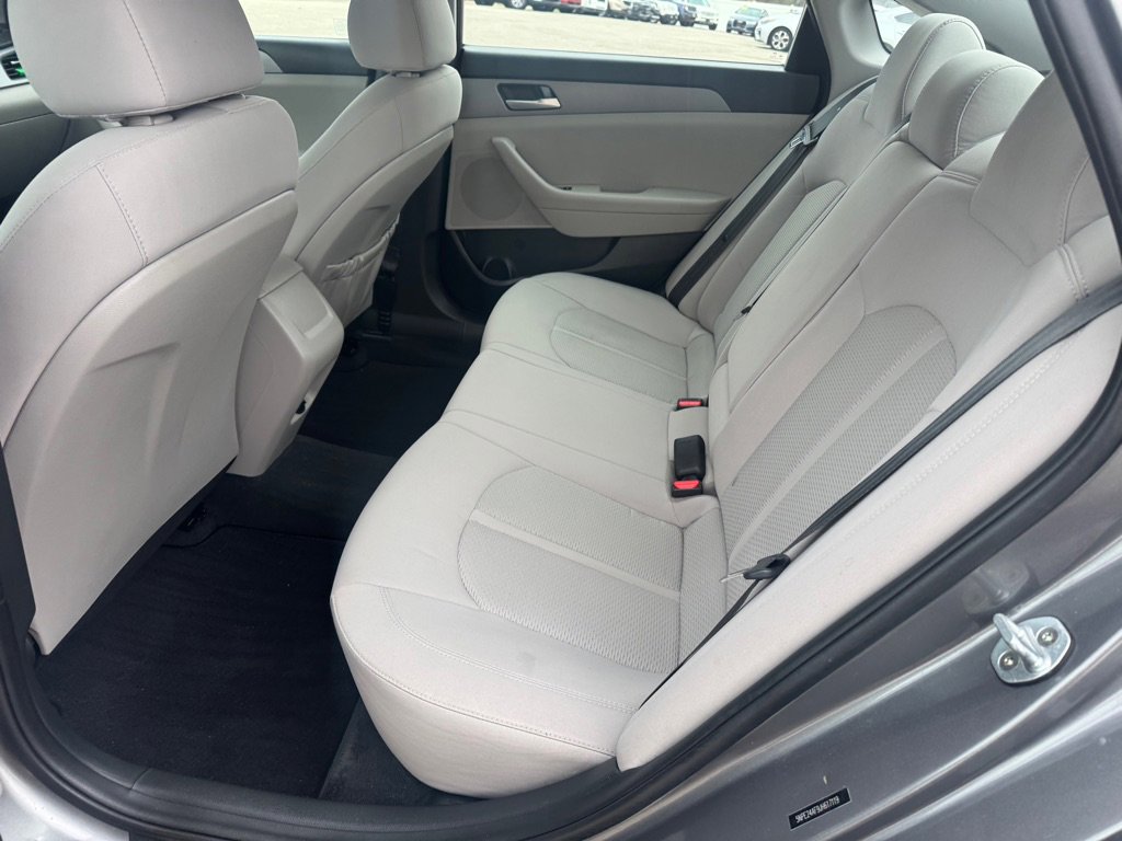 Used 2018 Hyundai Sonata SE image 20