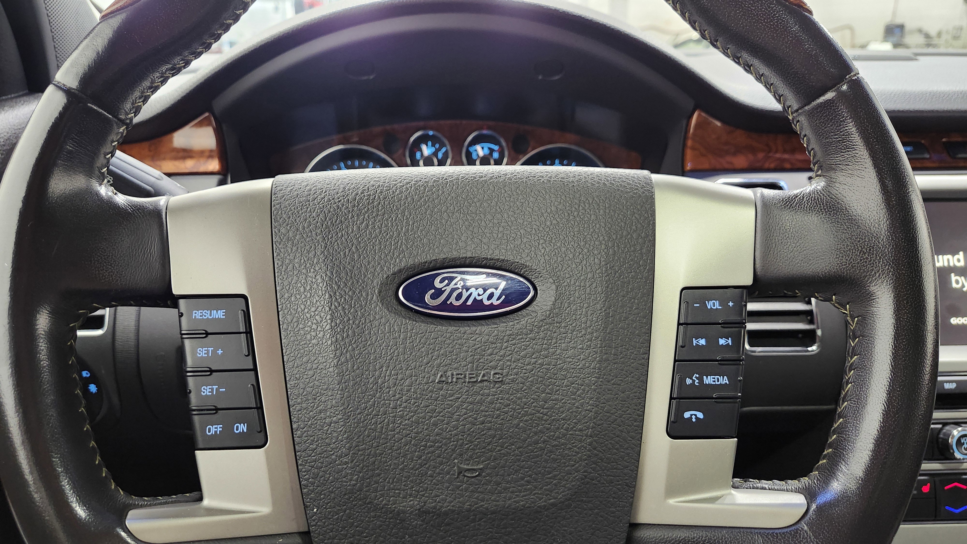 Used 2011 Ford Flex Limited image 29