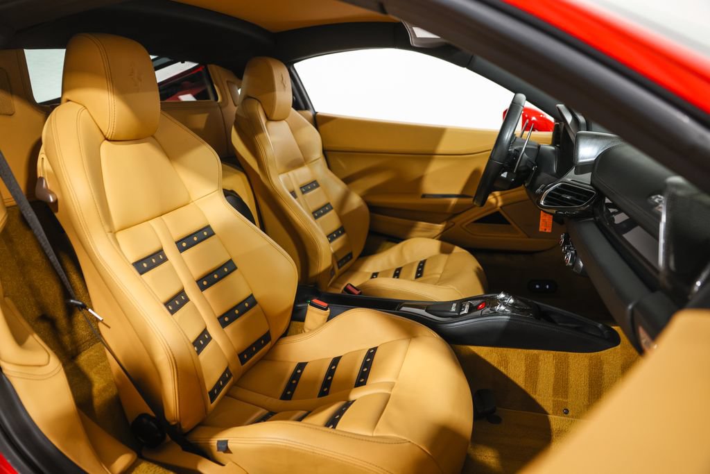 Used 2010 Ferrari 458 Italia Coupe RWD image 24