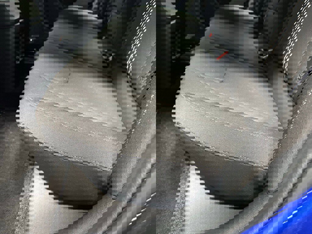 Used 2025 Hyundai Elantra SEL w/ Cargo Package image 43