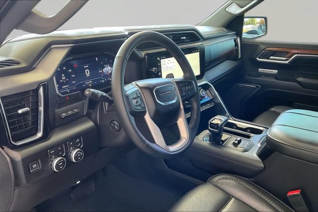 Used 2023 GMC Sierra 1500 Denali w/ Technology Package AWD/4WD image 12