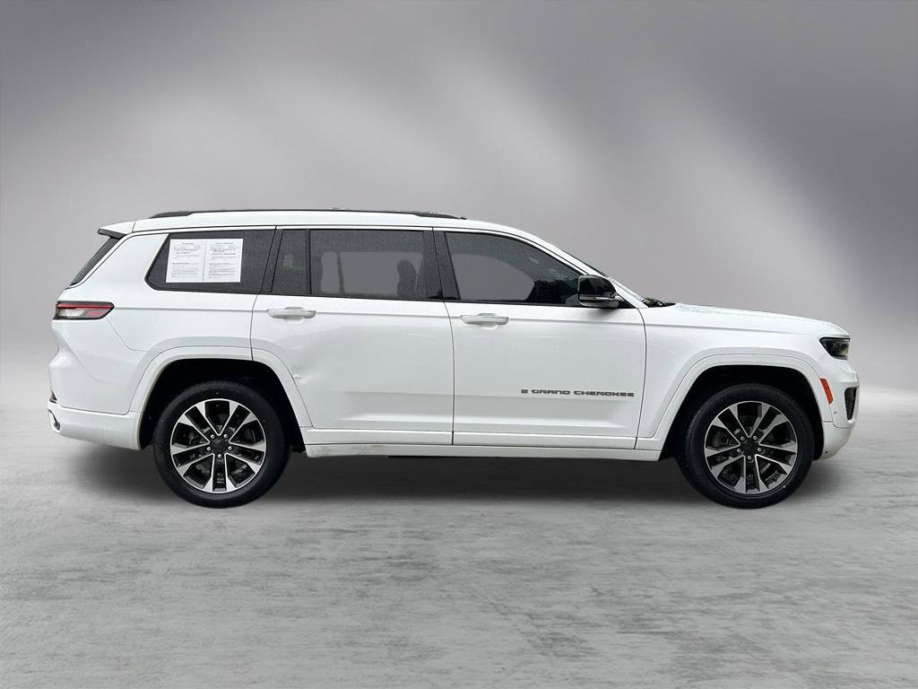Used 2021 Jeep Grand Cherokee L Overland w/ Luxury Tech Group IV RWD image 4