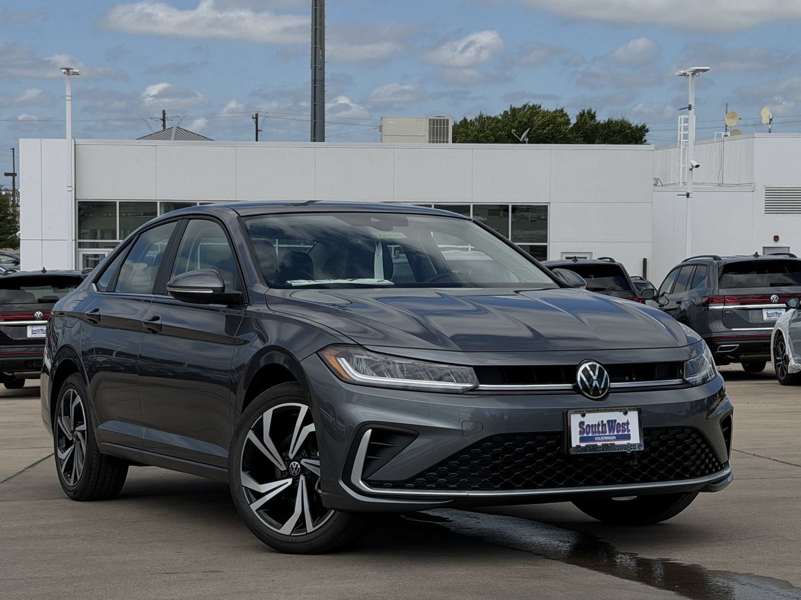 New 2026 Volkswagen Jetta SEL FWD video 2