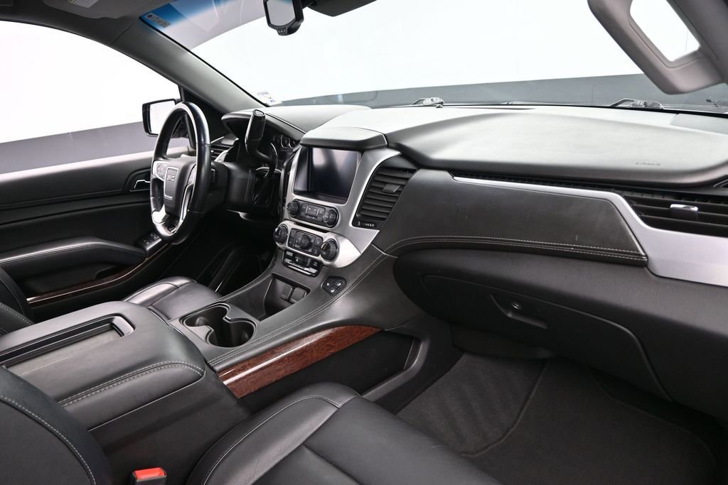 Used 2019 GMC Yukon XL SLT AWD/4WD image 26