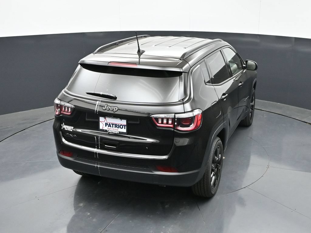 New 2026 Jeep Compass Latitude AWD/4WD image 33