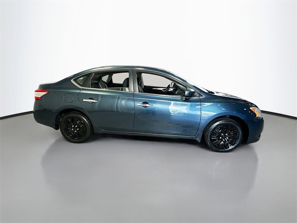 Used 2015 Nissan Sentra SV image 9