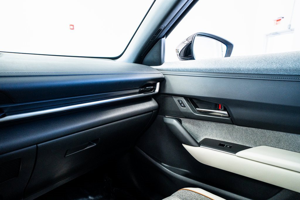 Used 2022 MAZDA MX-30 Electric w/ Premium Package image 48