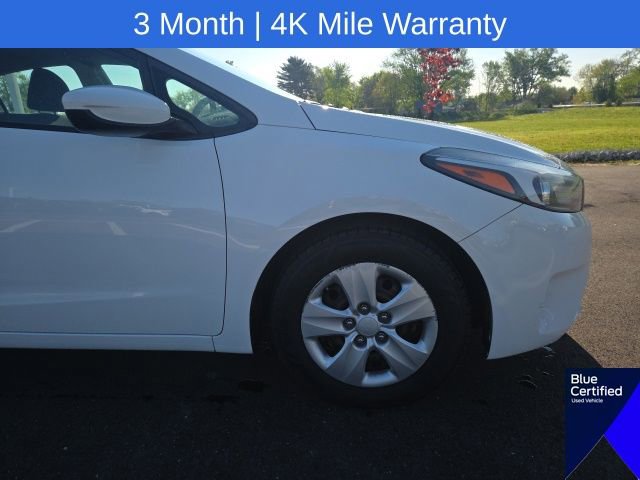 Used 2017 Kia Forte LX FWD image 5