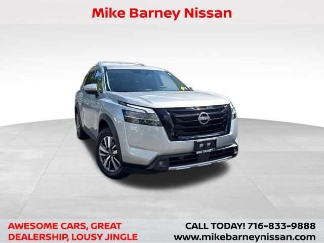 Used 2022 Nissan Pathfinder SL w/ SL Black Package