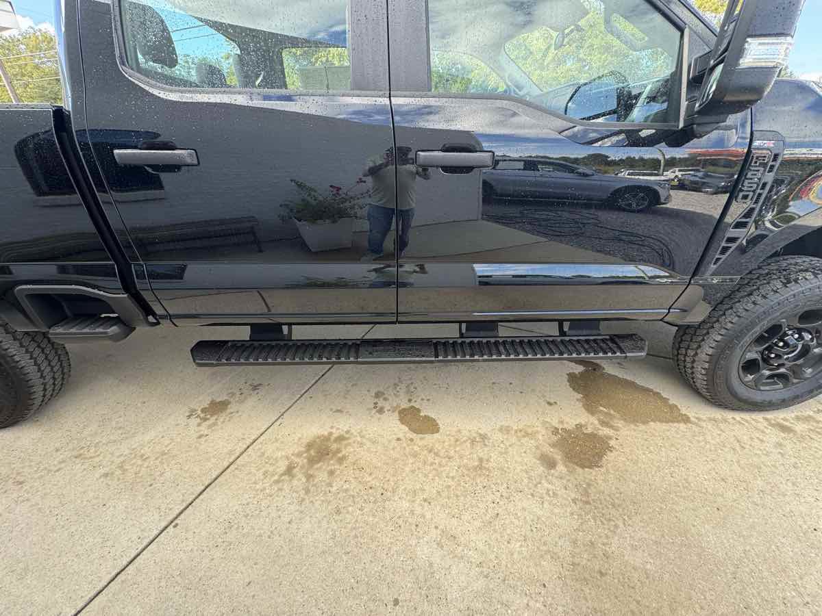 Used 2024 Ford F250 XL w/ STX Appearance Package image 27