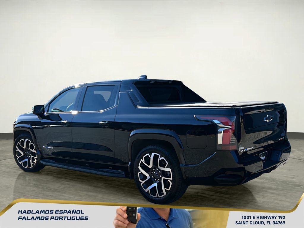Certified 2025 Chevrolet Silverado EV RST AWD/4WD image 4